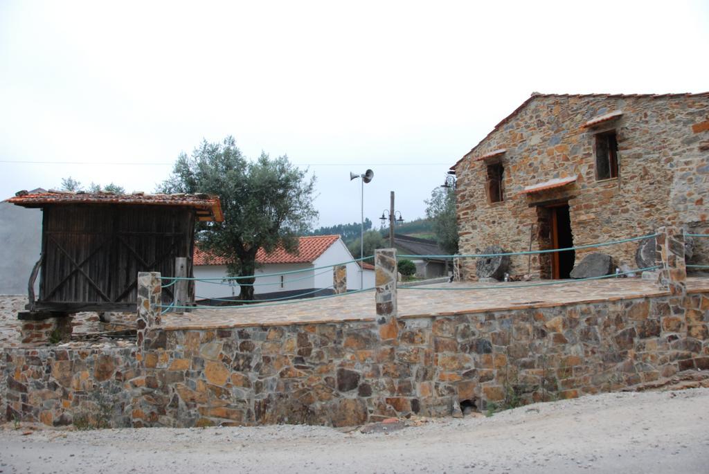 Vila Parque Tematico Vale De Mouro Exteriér fotografie